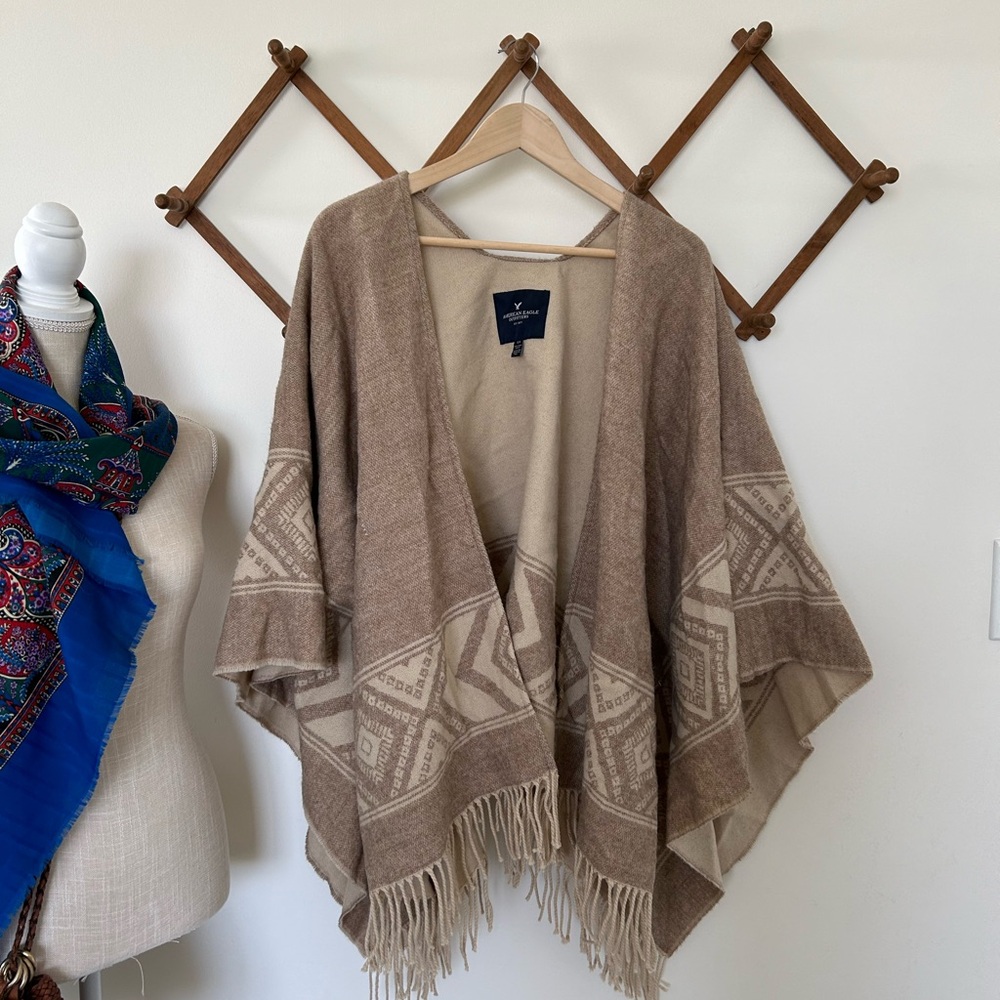 💫American Eagle | Brown and Cream Poncho
